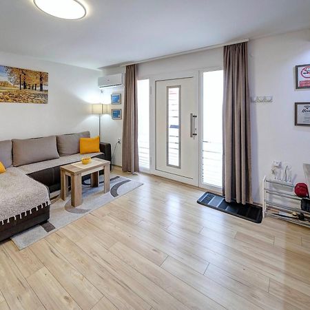 Apartman Nena Pirot Zewnętrze zdjęcie