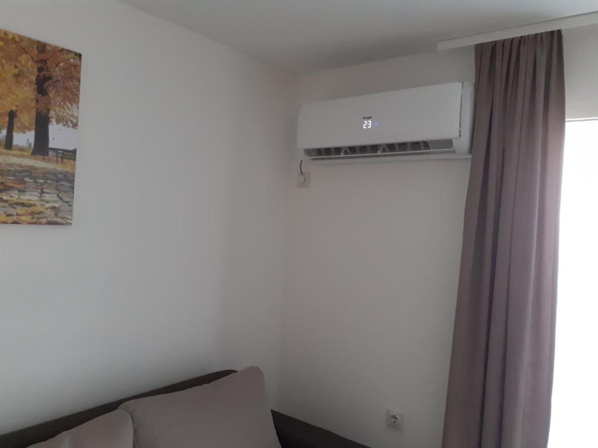 Apartman Nena Pirot Zewnętrze zdjęcie