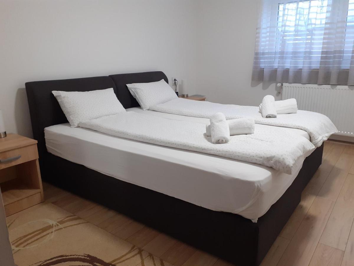 Apartman Nena Pirot Zewnętrze zdjęcie